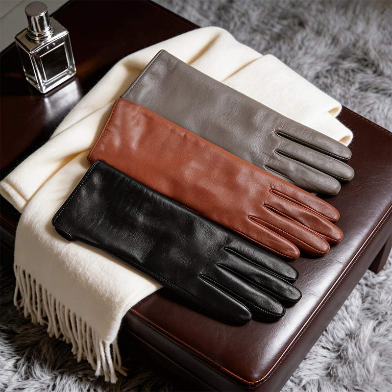 Women'S Warm Gloves Made of First Layer Lambskin with a Wool Lining