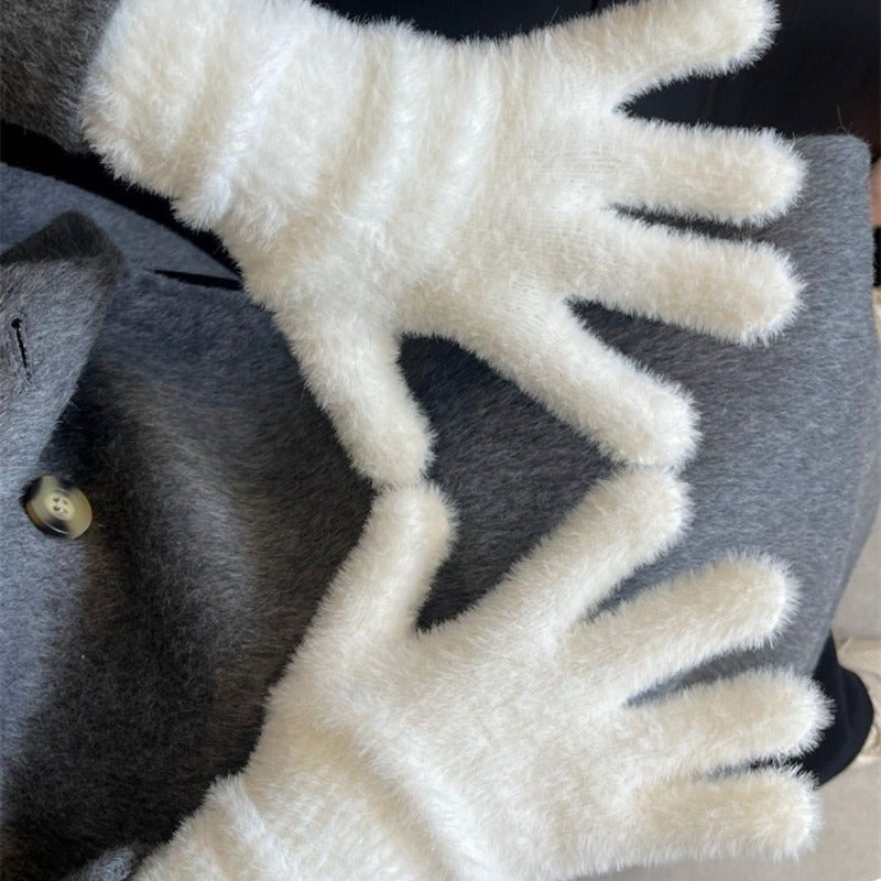 Women's Windproof Plush Gloves, Stylish and Warm Autumn\u002Fwinter Gloves with a Fashionable Design, the Perfect Choice for Gifting. Suitable for Outings, Outdoor Activities, and Cycling, Offering Excellent Warmth
